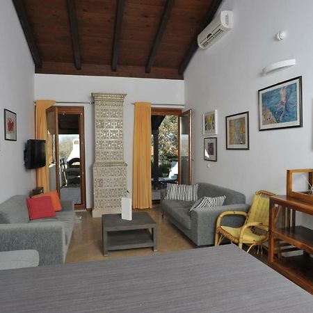 Holiday House Lena Πόρετς Εξωτερικό φωτογραφία